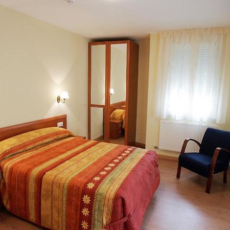 Hostal Hispanico II Саламанка Экстерьер фото